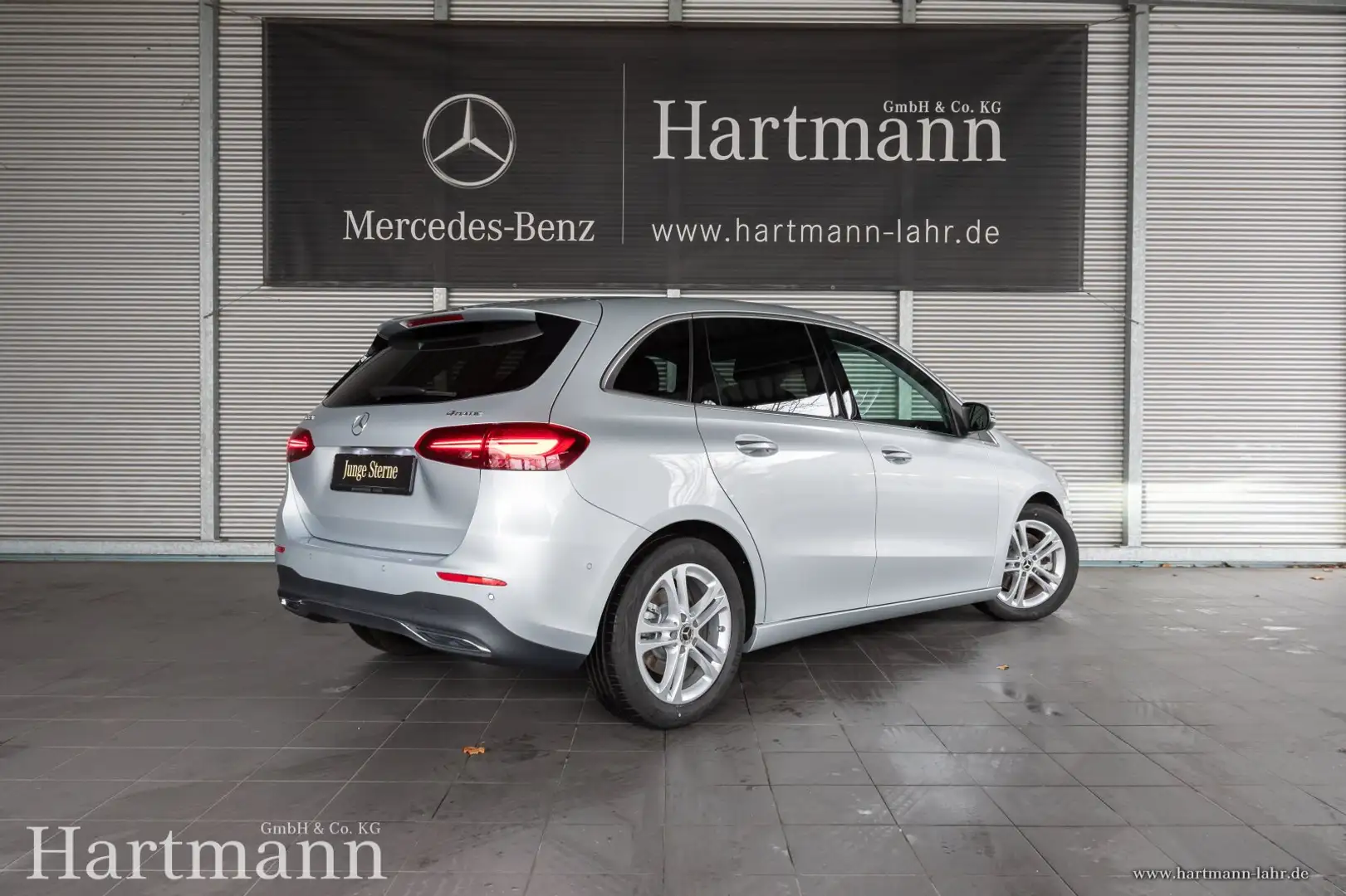 Mercedes-Benz B 220 B 220 4MATIC Progressive 8G AHK KeylGo Totwinkel Silber - 2
