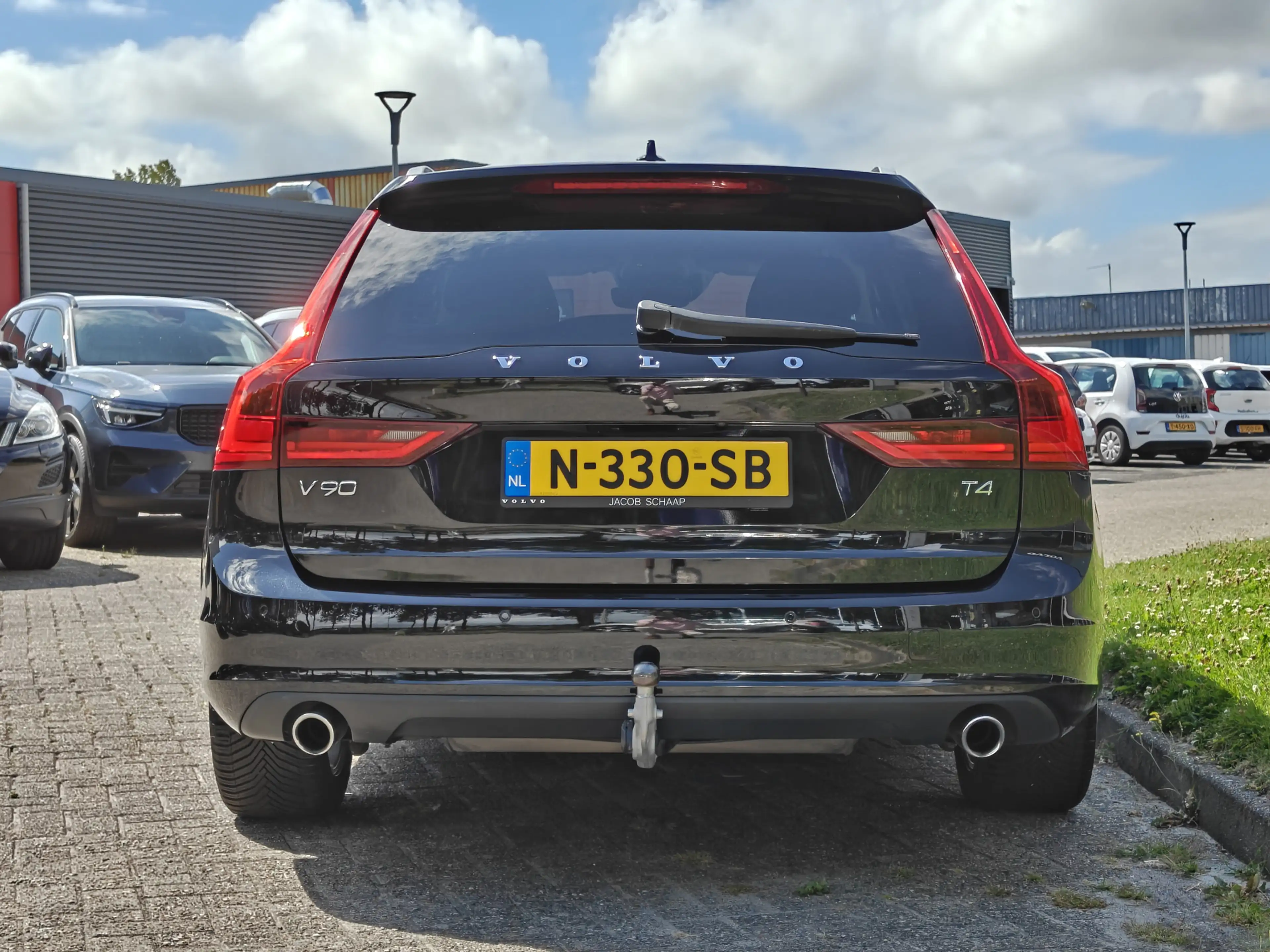 Volvo V90 191PK T4 Momentum | BLIS | Carplay | ACC | PDC V+A — photo 11