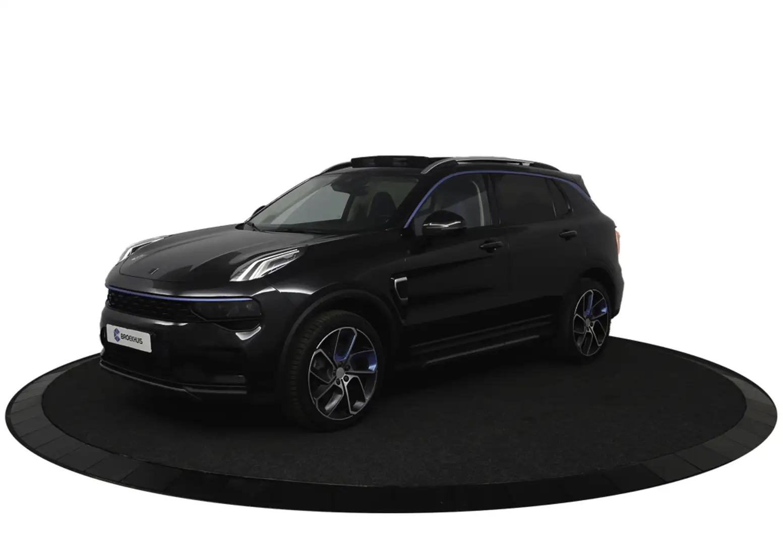 Lynk & Co 01 | Adaptieve cruise control | BLIS | Panoramadak | Schwarz - 1