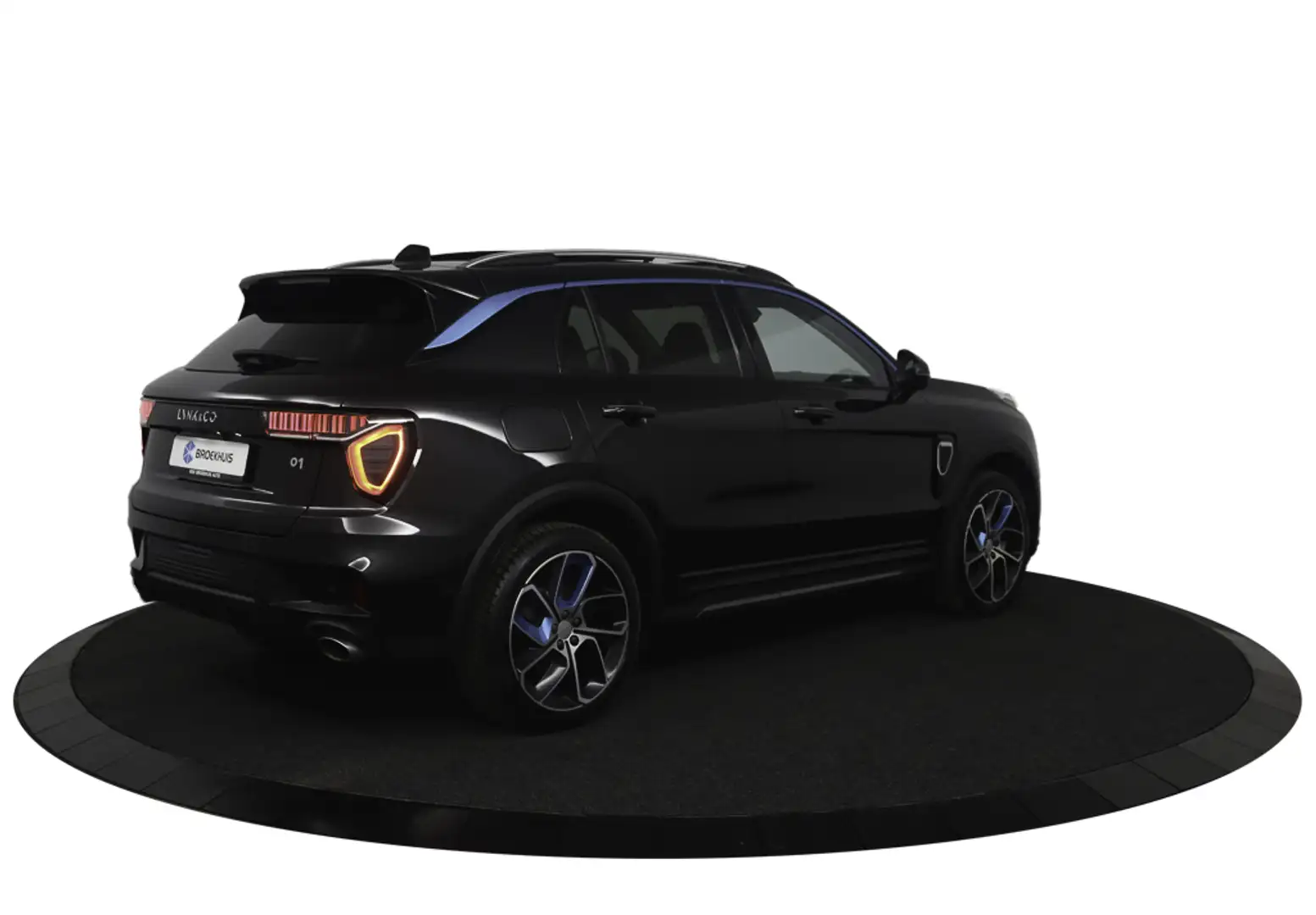 Lynk & Co 01 | Adaptieve cruise control | BLIS | Panoramadak | Schwarz - 2