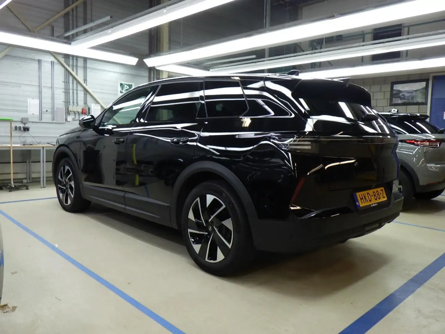 Opel Grandland 1.2 Turbo Hybrid GS Afn. Trekhaak Noir - 2