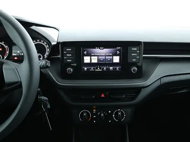 Skoda Fabia view 11