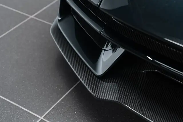 Lamborghini Countach view 10