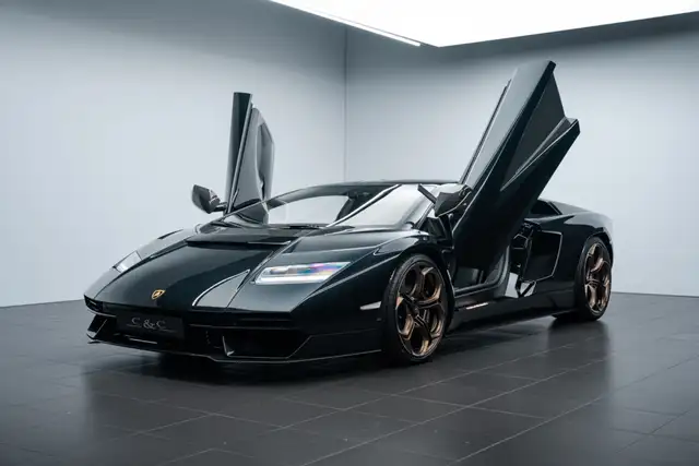 Lamborghini Countach view 2
