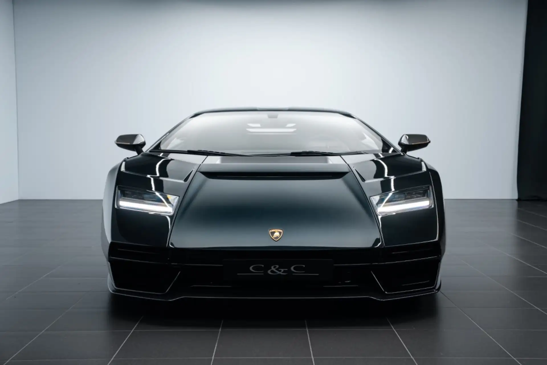 람보르기니 Countach 2022 검정 사진 4