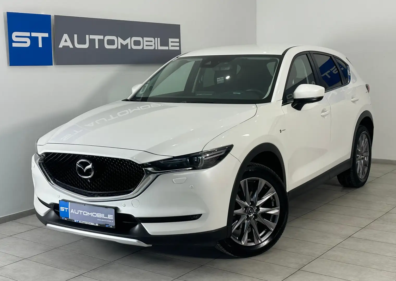 Mazda CX-5 AWD Takumi Aut. // 1.BESITZ // NAVI // SHZ // Weiß - 1