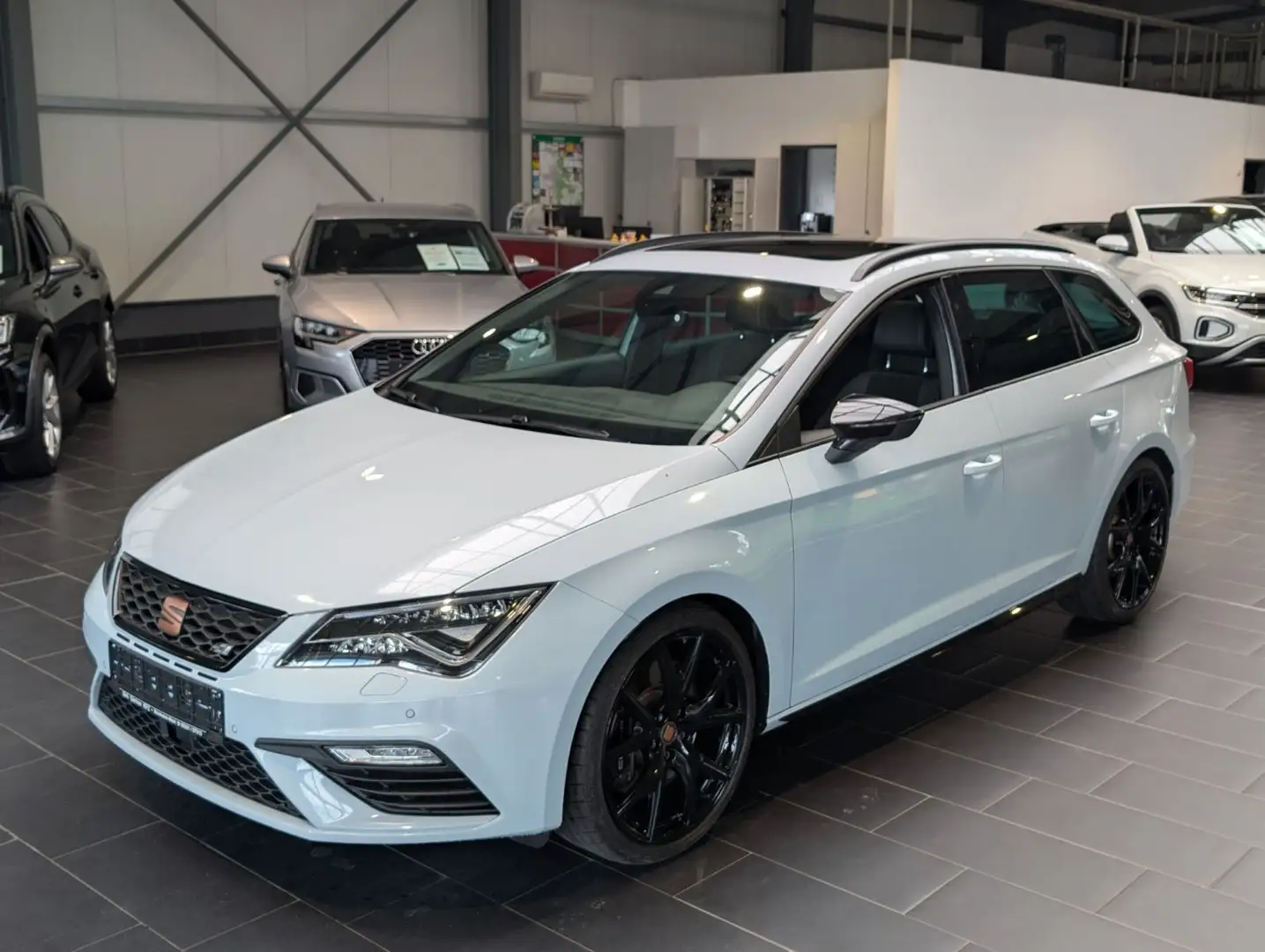 CUPRA Leon ST 2.0 TSI 4Drive OPF DSG Cupra Kamera Grau - 1