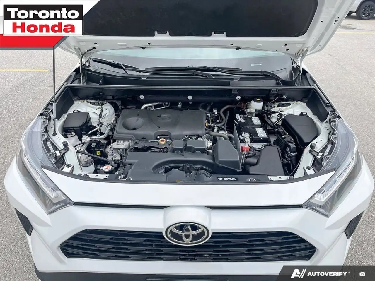 Toyota RAV 4 снимка Toyota RAV 4