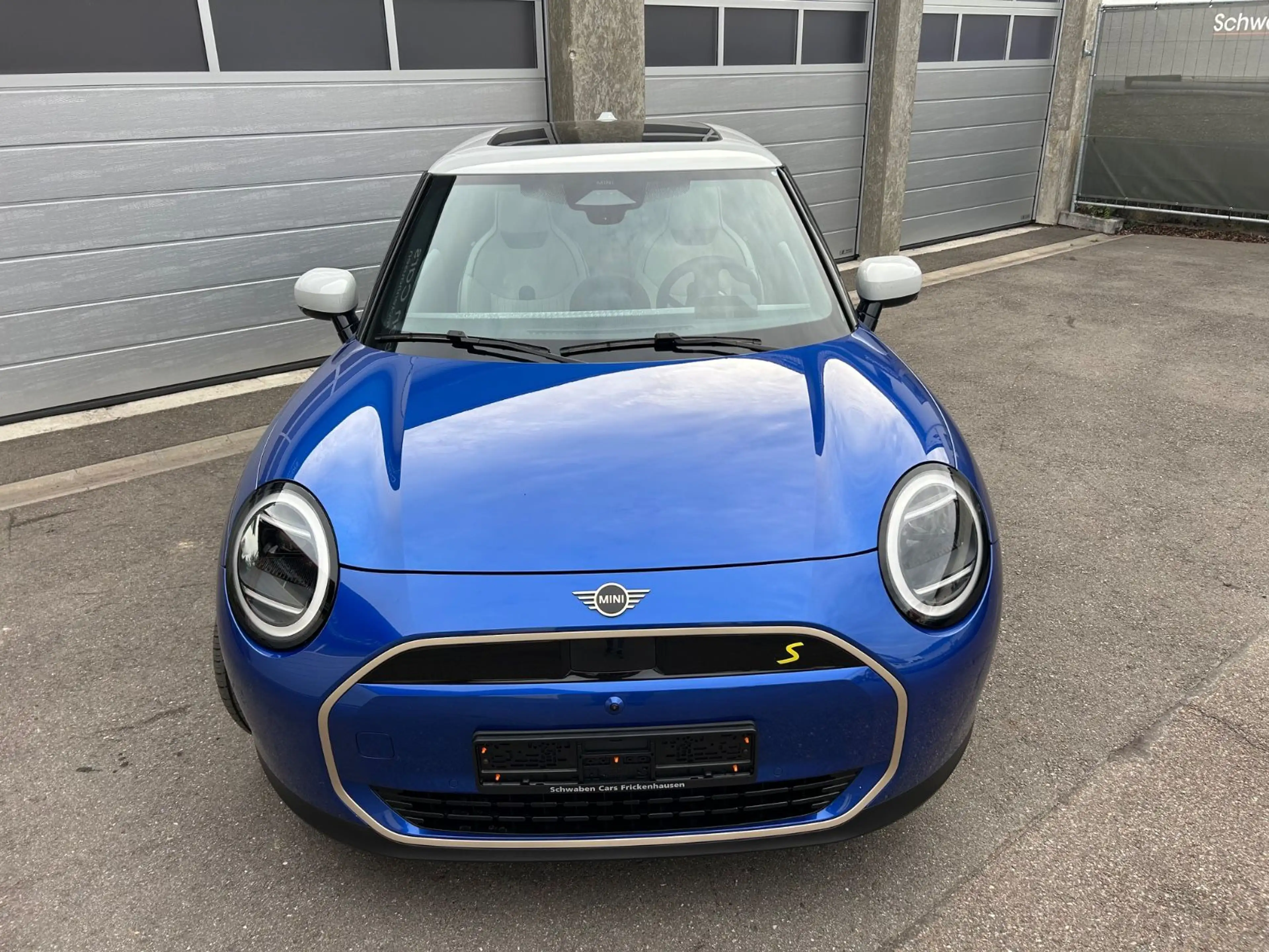 MINI Cooper SE FAVOURED XL HUD H&K ACC Pano Kamera — photo 8