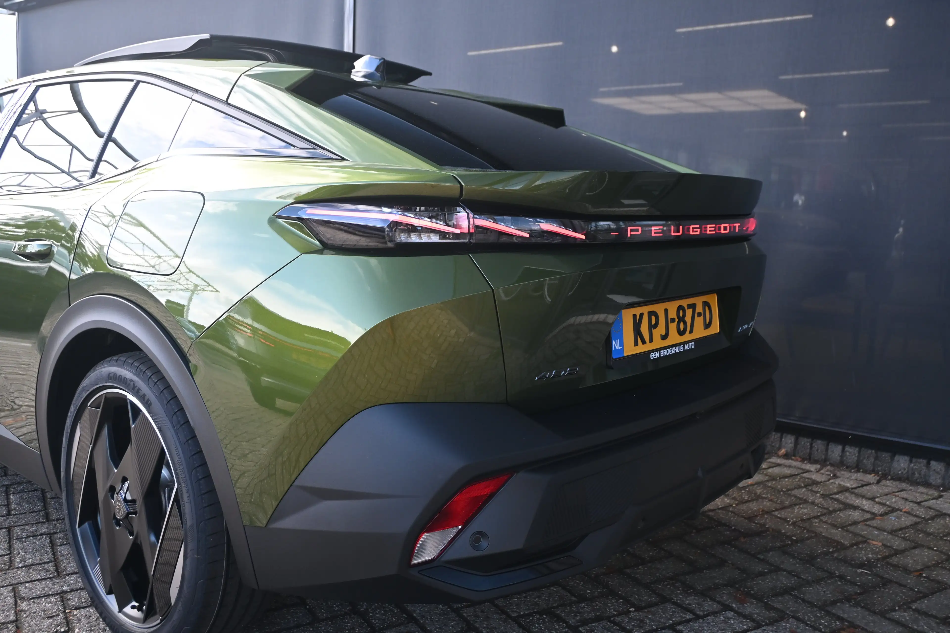 Peugeot 408 1.6 GT Exclusive Plug-In Hybrid 240 Demo-Deal! | S — photo 39