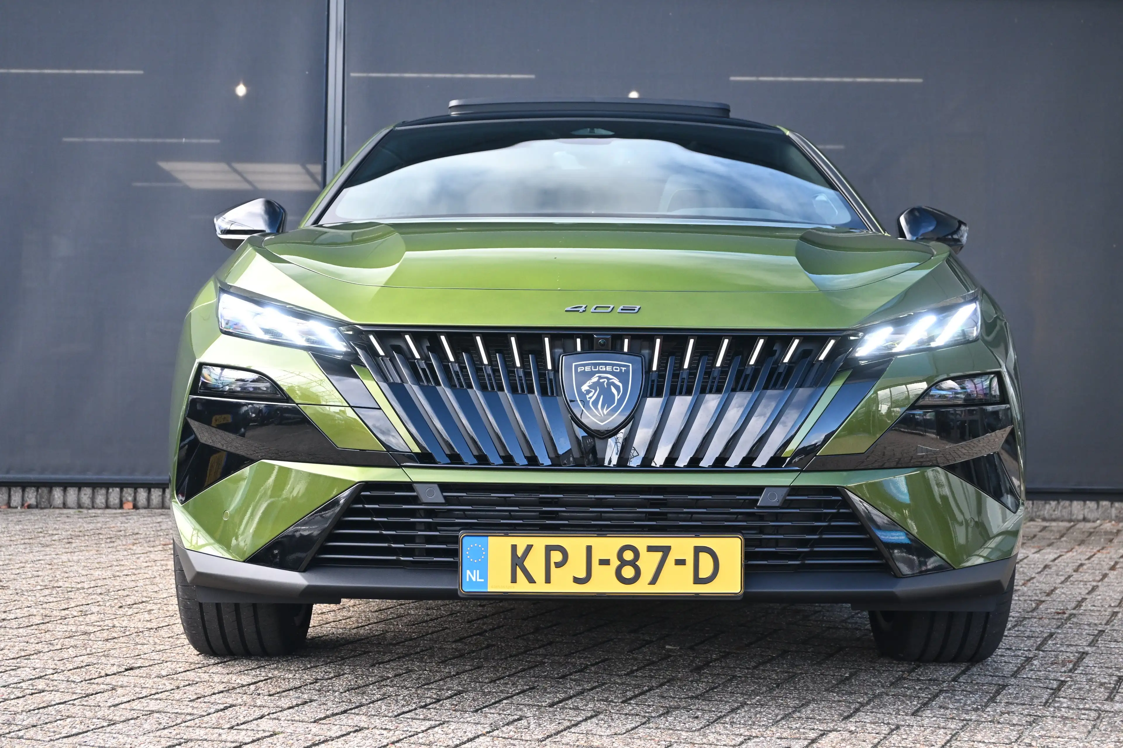 Peugeot 408 1.6 GT Exclusive Plug-In Hybrid 240 Demo-Deal! | S — photo 4