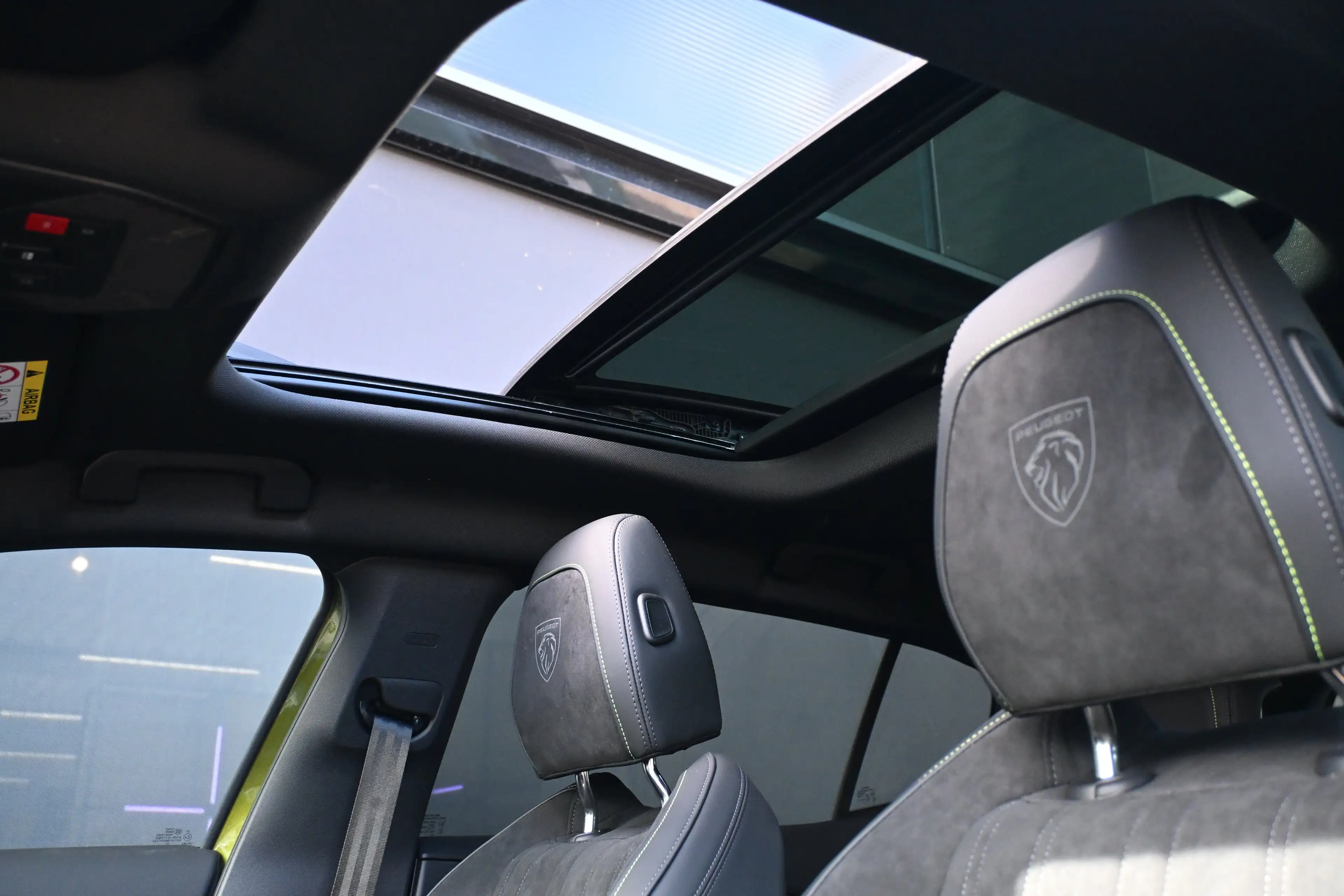 Peugeot 408 1.6 GT Exclusive Plug-In Hybrid 240 Demo-Deal! | S — photo 20