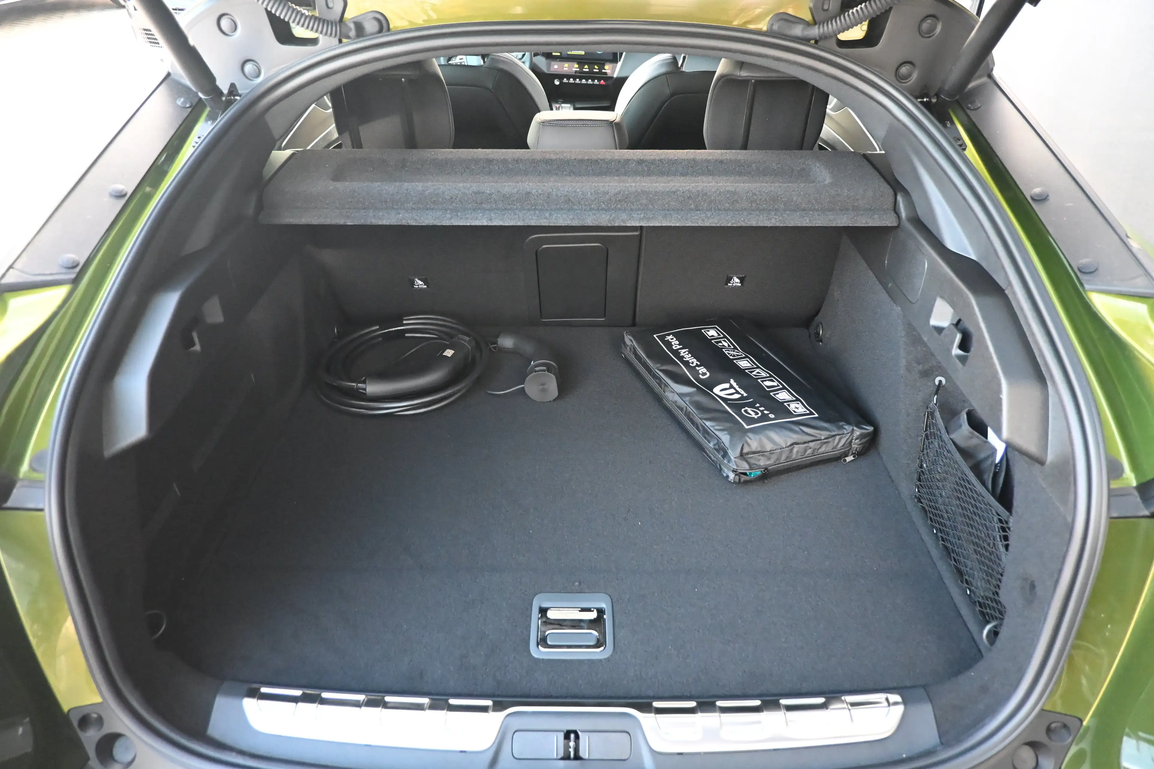 Peugeot 408 1.6 GT Exclusive Plug-In Hybrid 240 Demo-Deal! | S — photo 41