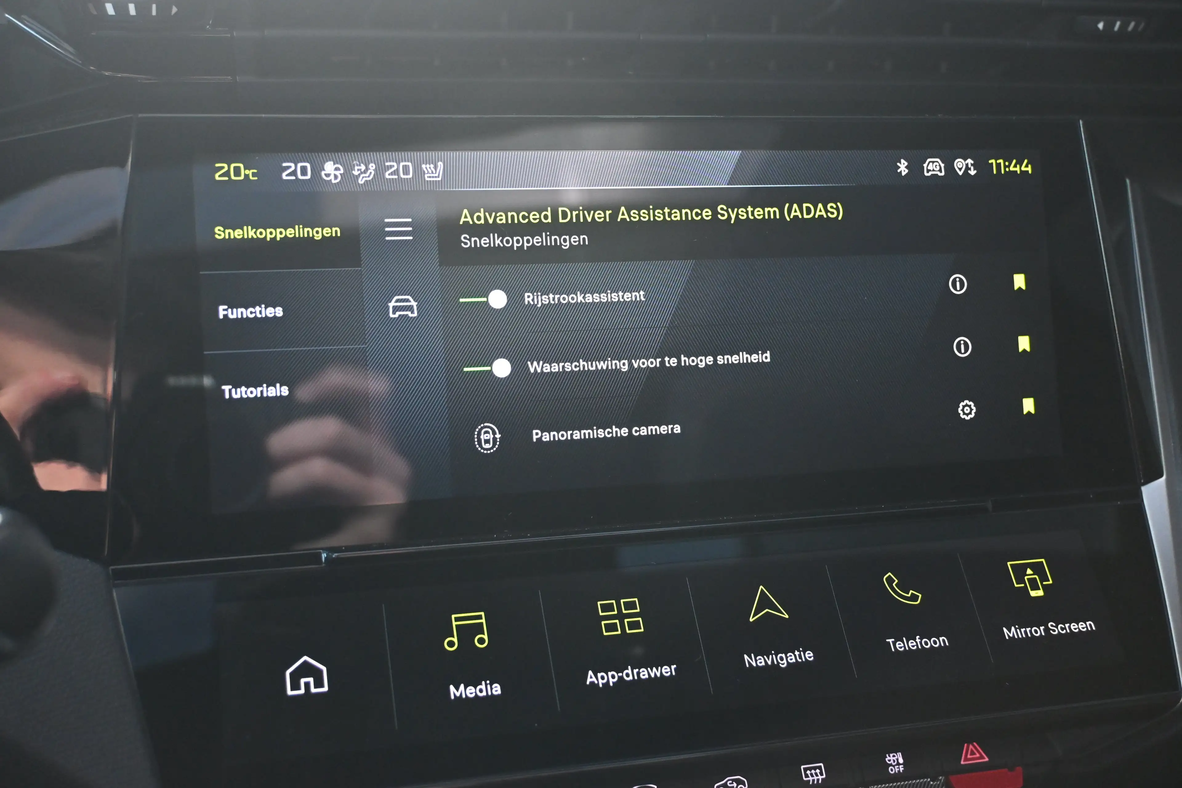 Peugeot 408 1.6 GT Exclusive Plug-In Hybrid 240 Demo-Deal! | S — photo 30