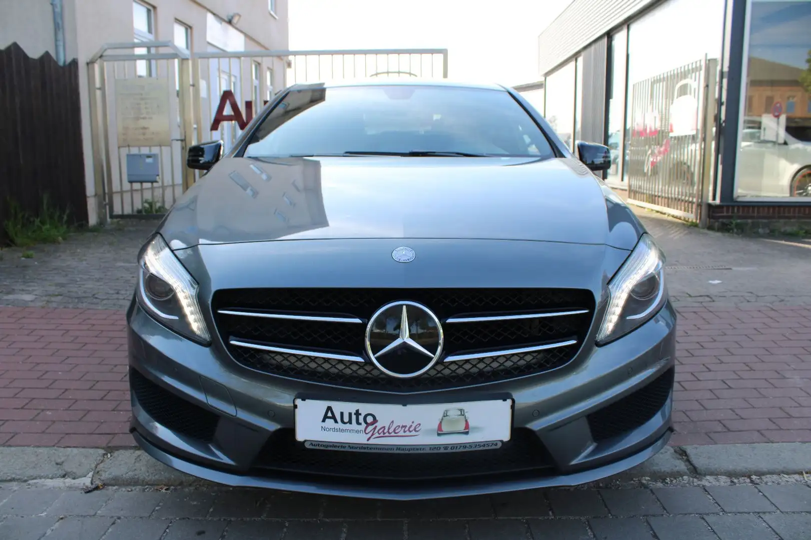Mercedes-Benz A 220 A -Klasse 220 CDI |Automatik|AMG-Line|Alu Gri - 2