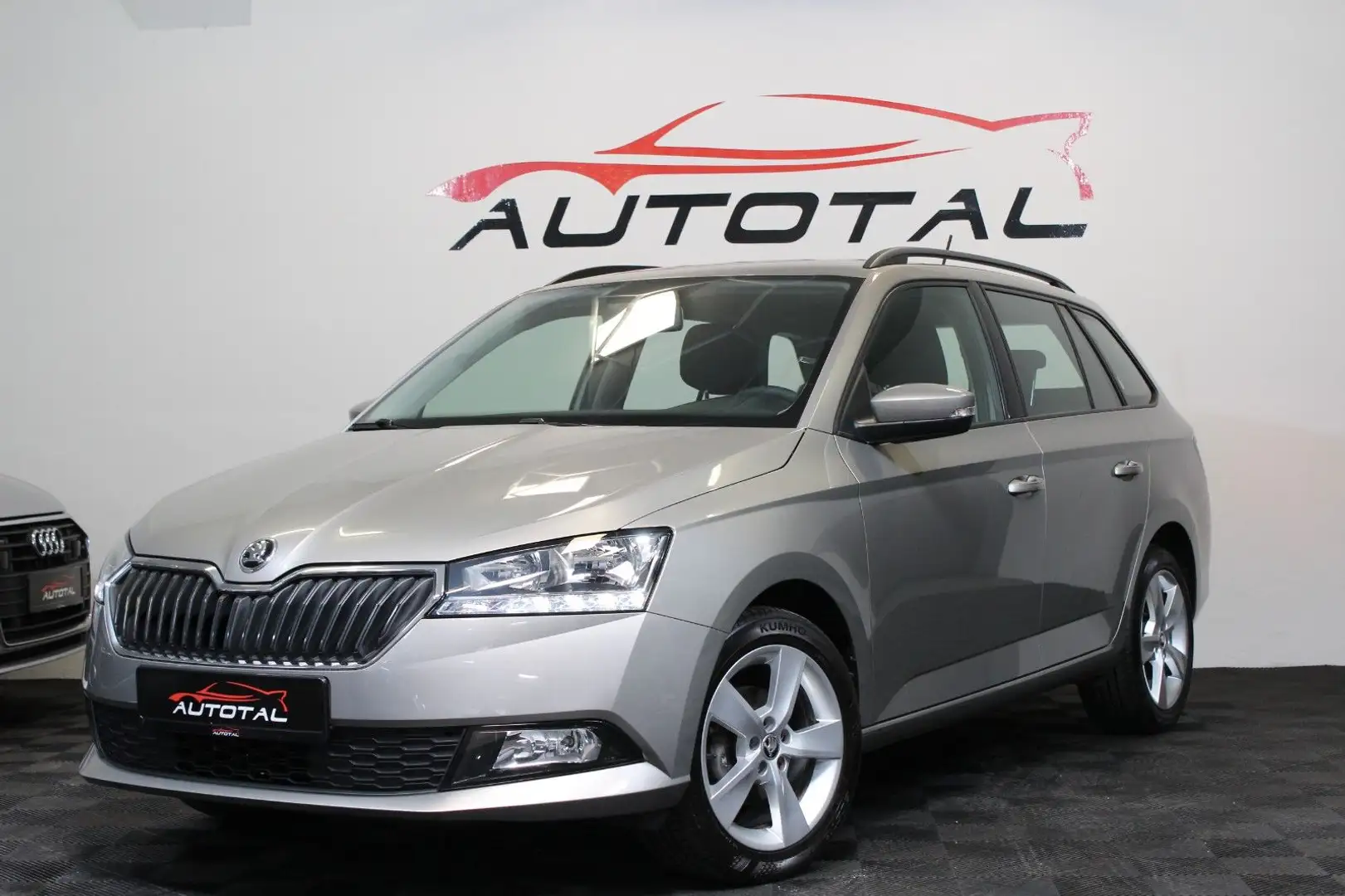 Skoda Fabia Combi Cool Plus*PDC*Sitzheizung*LED*Bluet. Beige - 1
