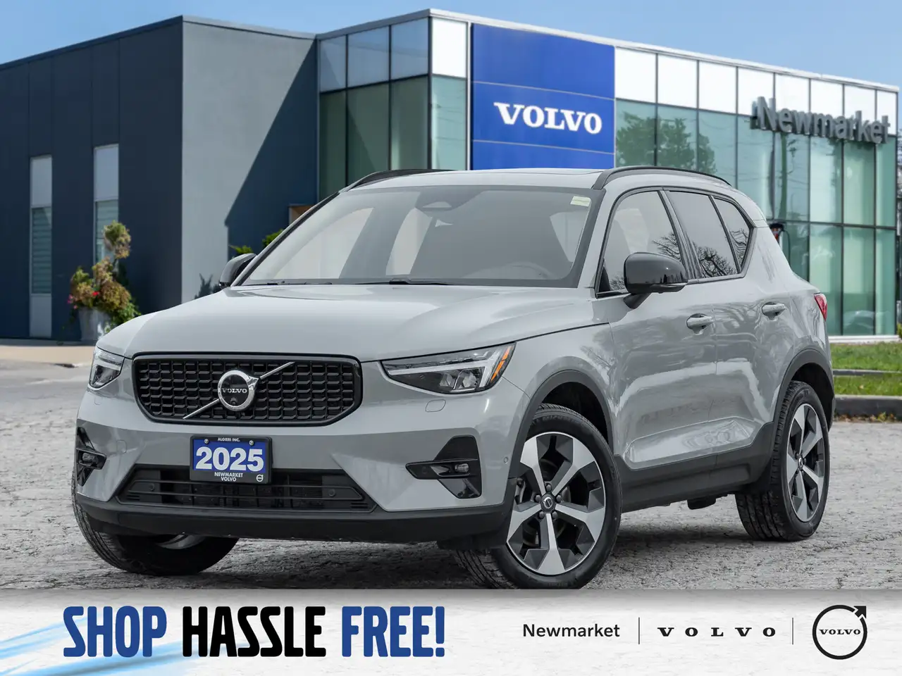 2025 Volvo XC40