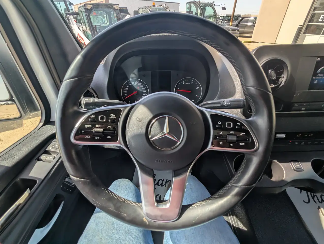 Mercedes-Benz Sprinter снимка Mercedes-Benz Sprinter