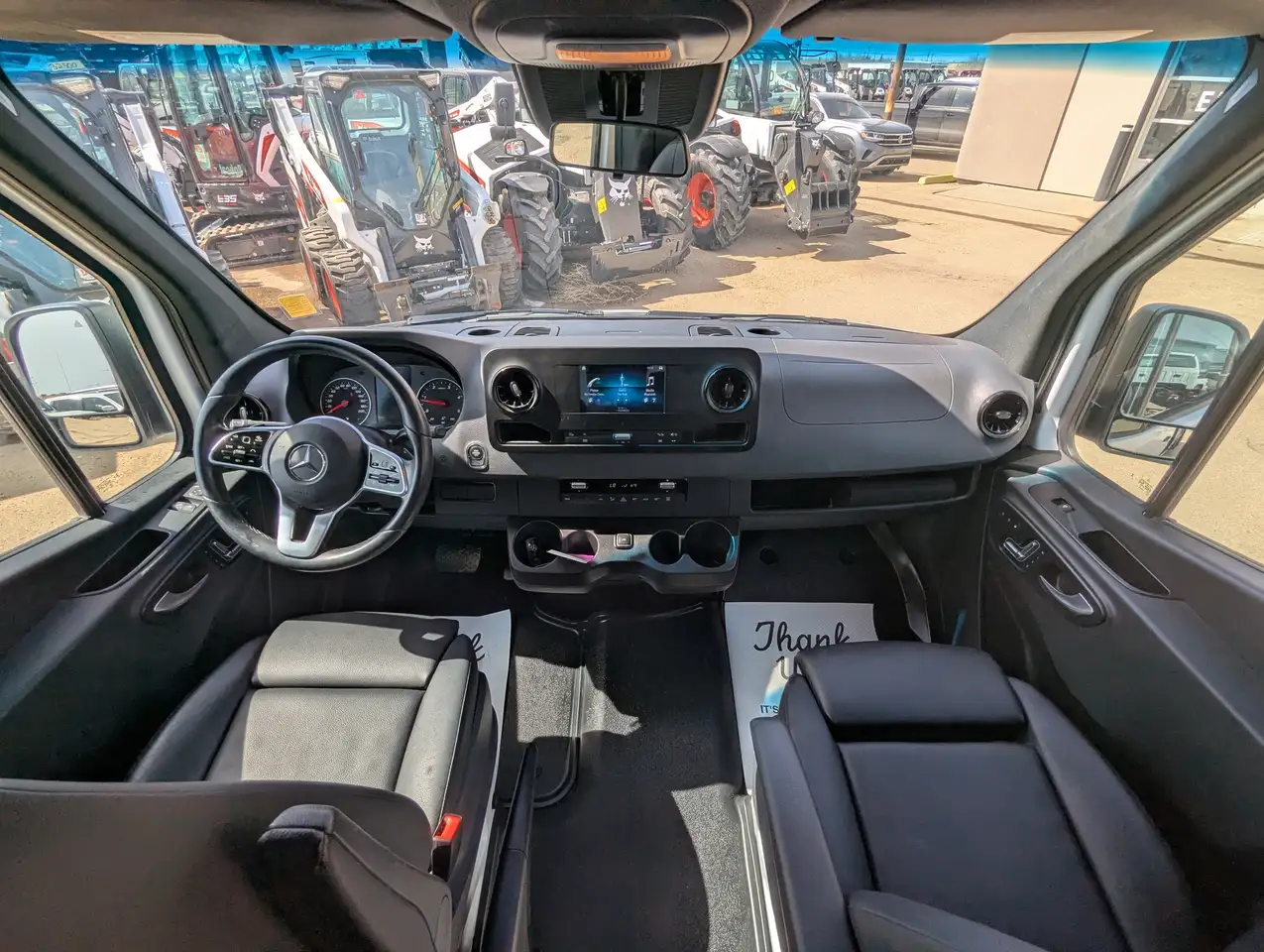 Mercedes-Benz Sprinter снимка Mercedes-Benz Sprinter