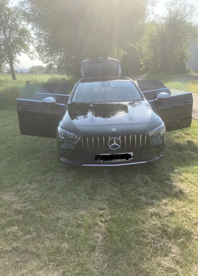 Mercedes-Benz CLA 180
