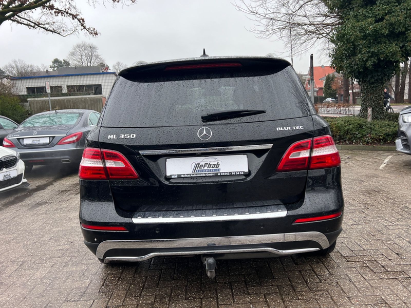 Mercedes-Benz ML 350 CDI BlueTec — photo 8