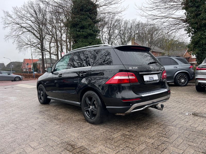 Mercedes-Benz ML 350 CDI BlueTec — photo 7