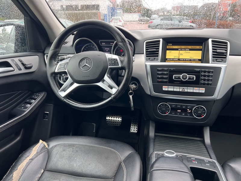 Mercedes-Benz ML 350 CDI BlueTec — photo 14