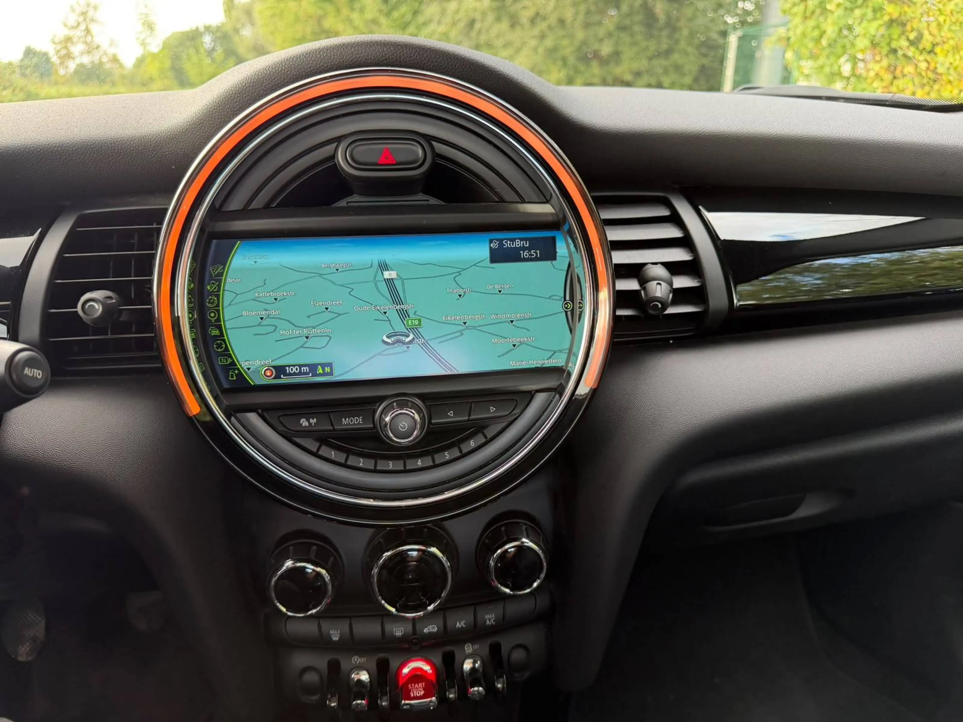 MINI Cooper D Mini 1.5 D Cooper — photo 10