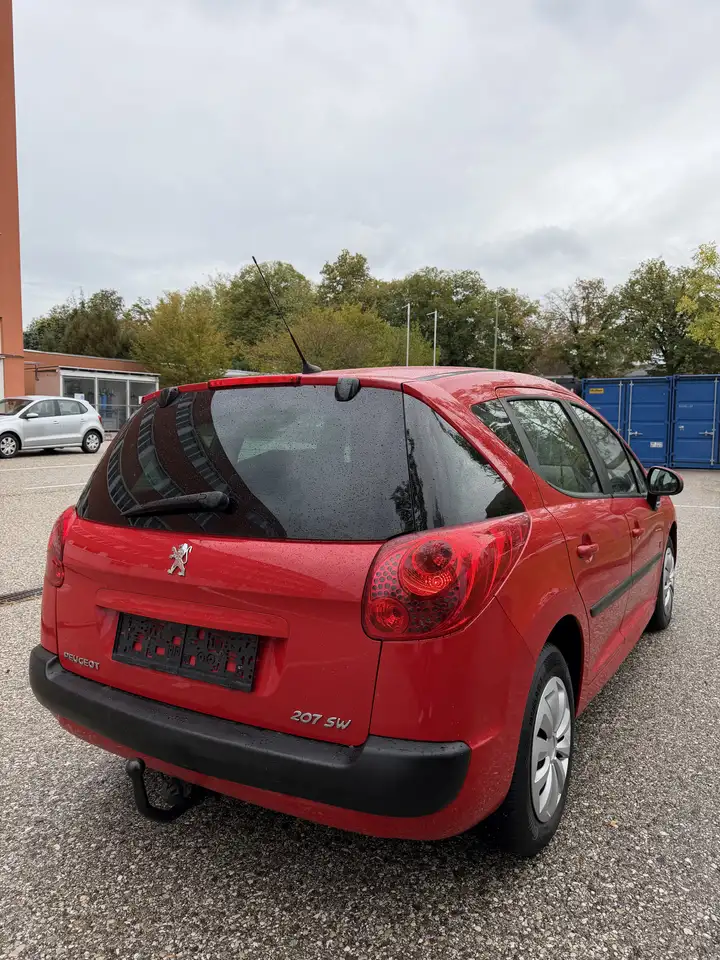 Peugeot 207