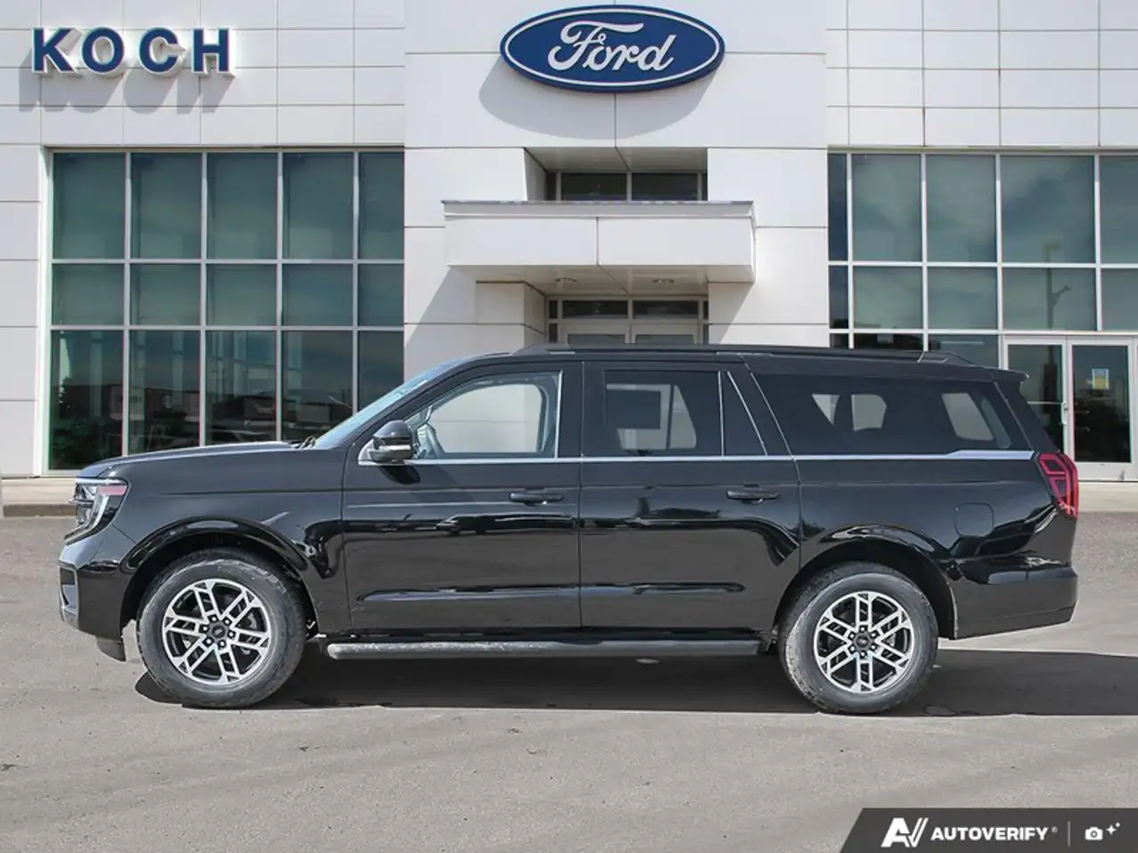 Ford Expedition снимка Ford Expedition