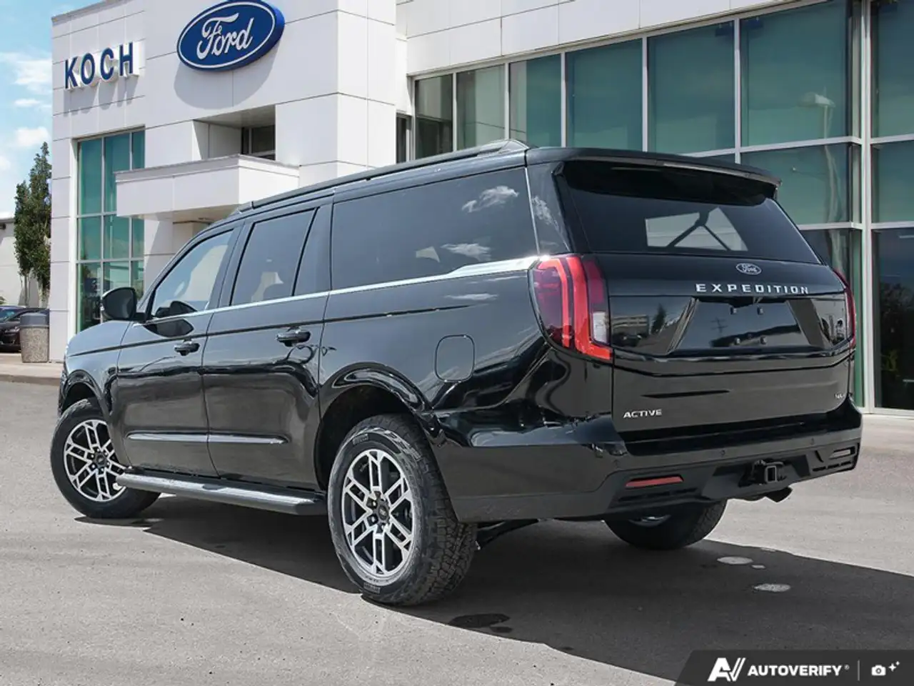 Ford Expedition снимка Ford Expedition
