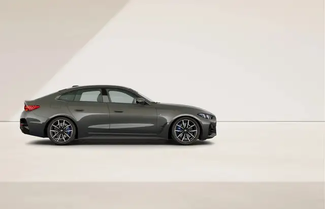 BMW I4 view 8