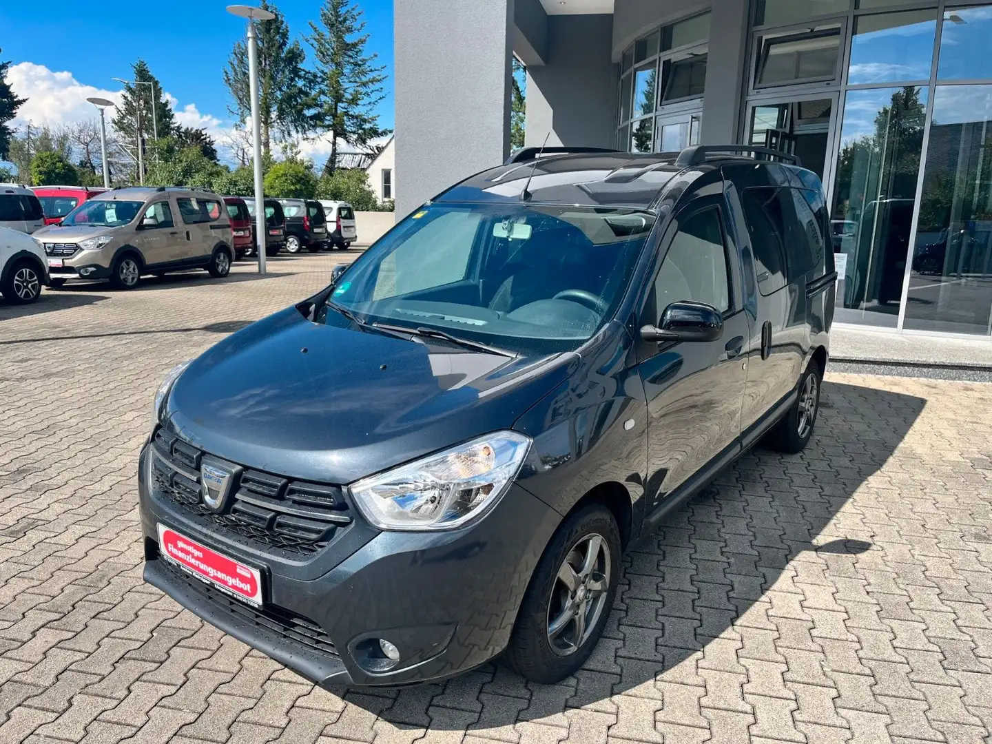 Dacia Dokker Comfort Turbo*PDC, RFK, SHZ, NAVI, 1.Hand Grau - 1