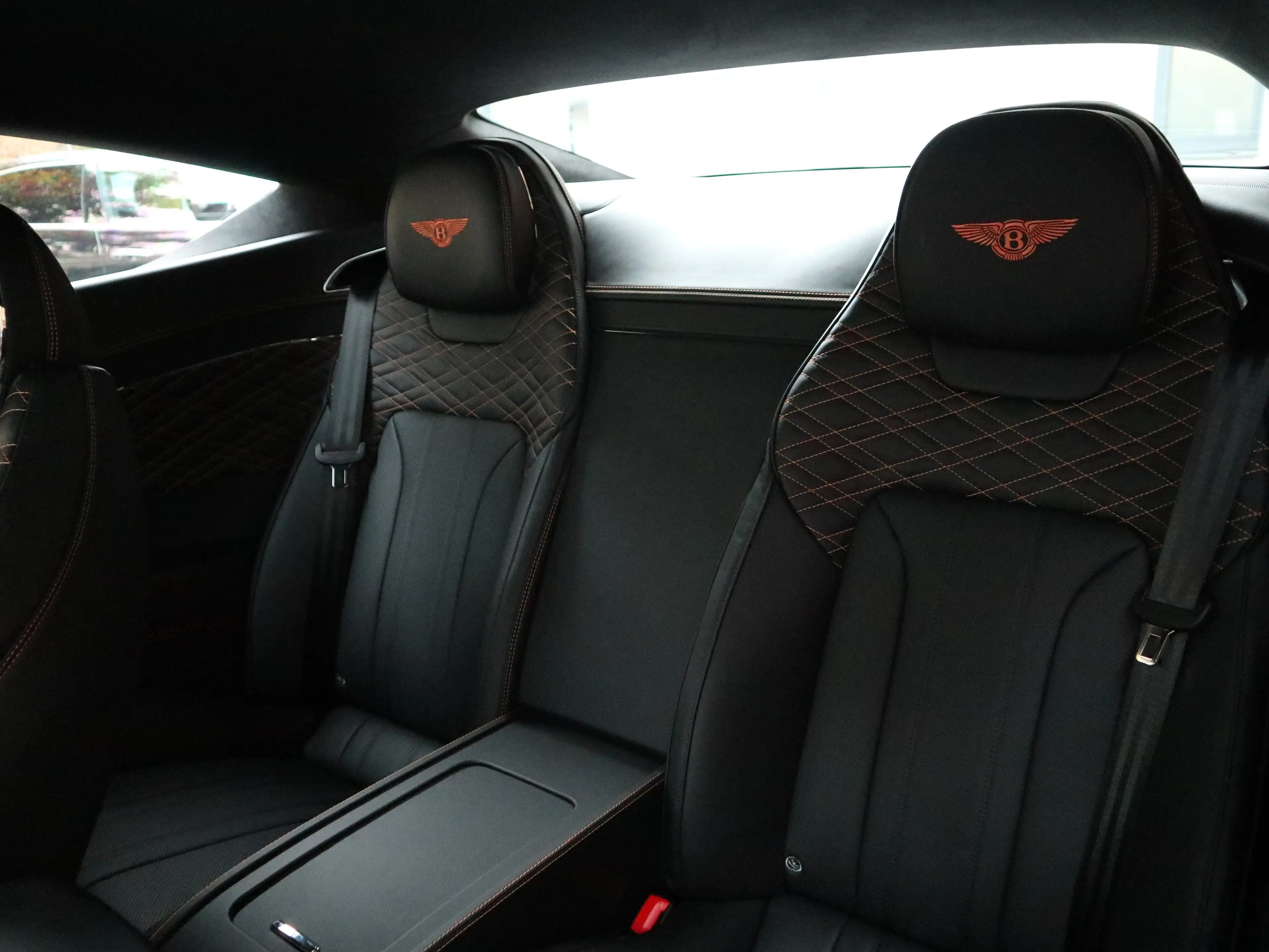 Bentley Continental GT V8 Hybrid *MY26*Mandarin Stitching* — photo 14