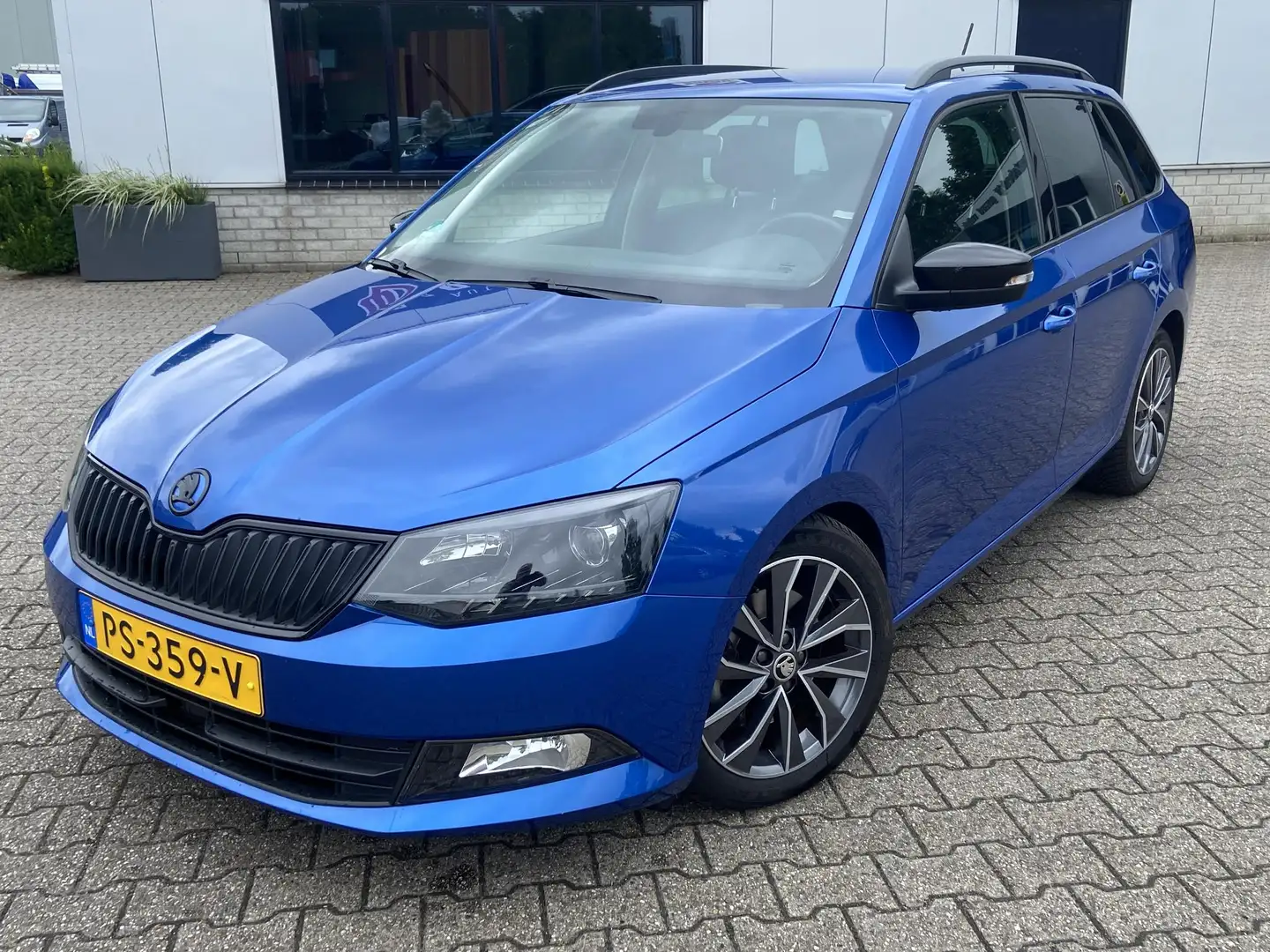 Skoda Fabia Combi 1.0 TSI Drive TREKHAAK LMV ECC Blauw - 2