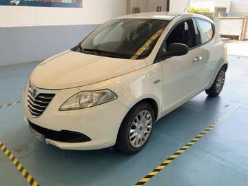 Ypsilon III 1.2 8v Silver 69cv