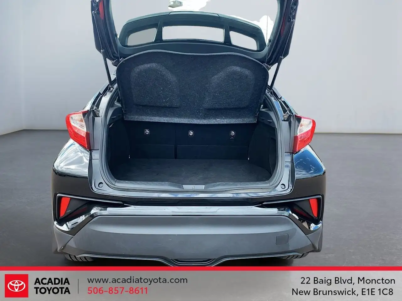 Toyota C-HR photo Toyota C-HR