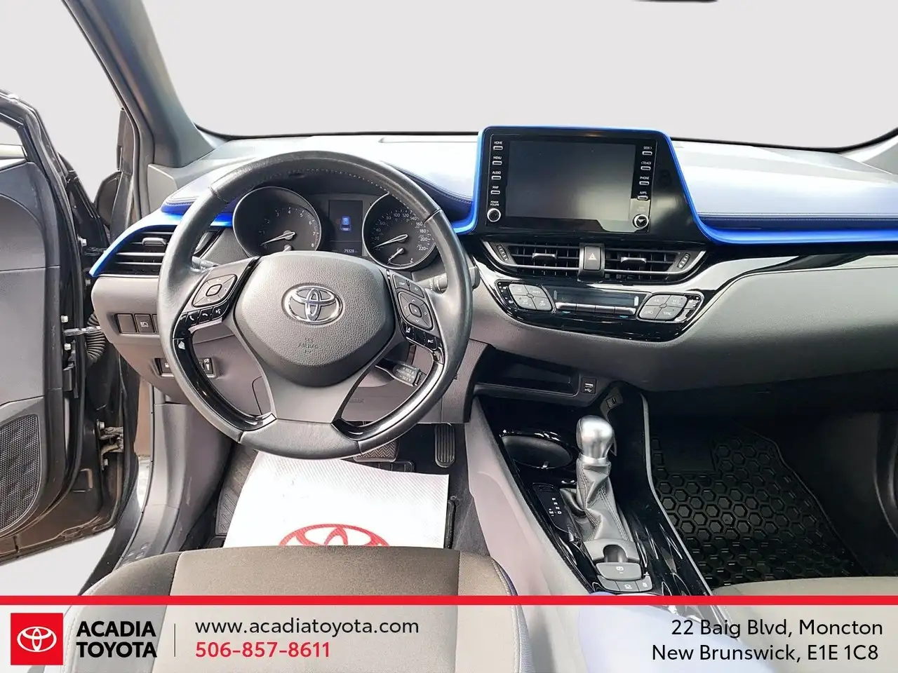 Toyota C-HR photo Toyota C-HR