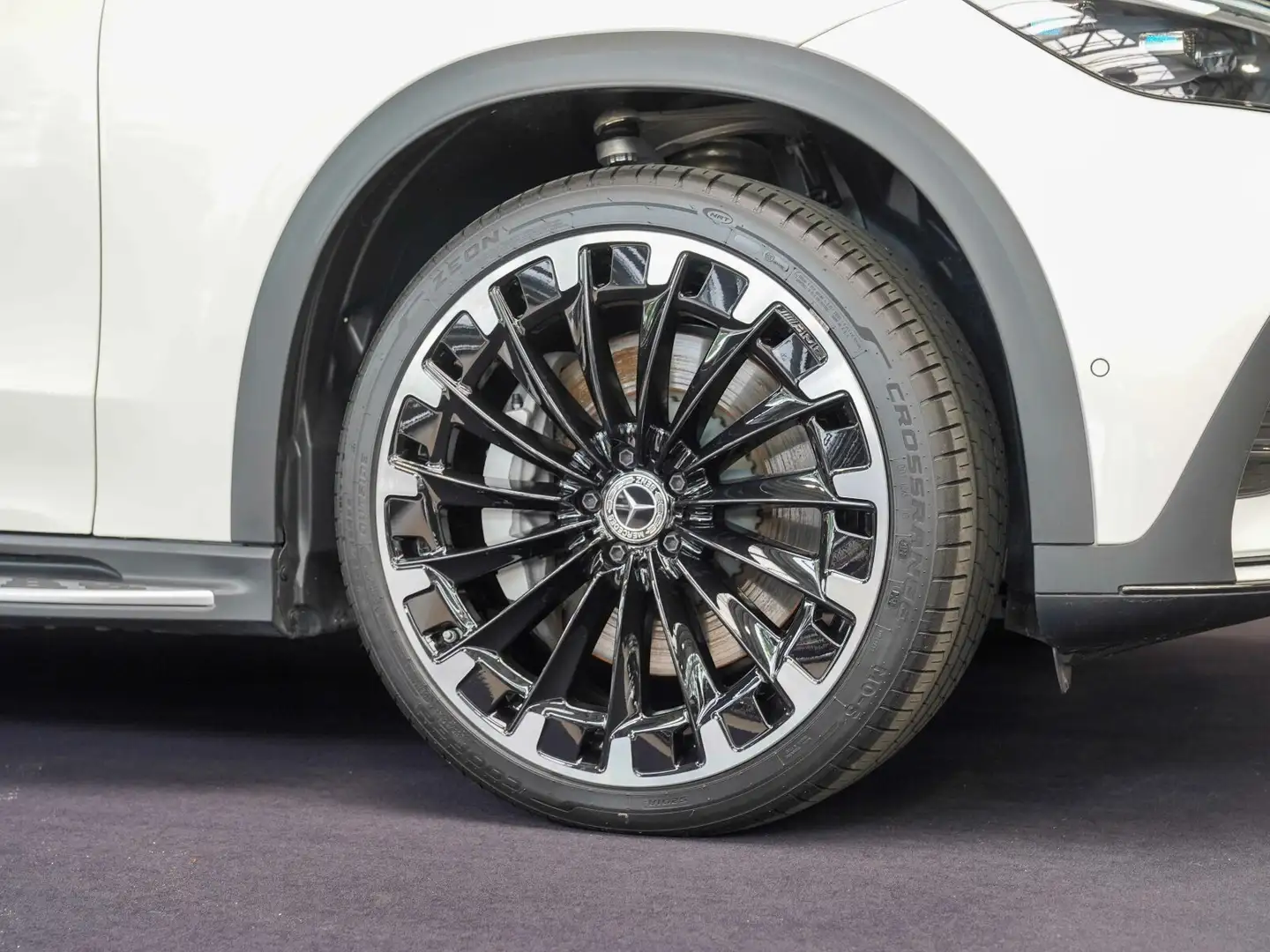 Mercedes-Benz EQE SUV EQE SUV 500 4M AMG Line Night Carbon HYPERSCREEN Blanc - 2