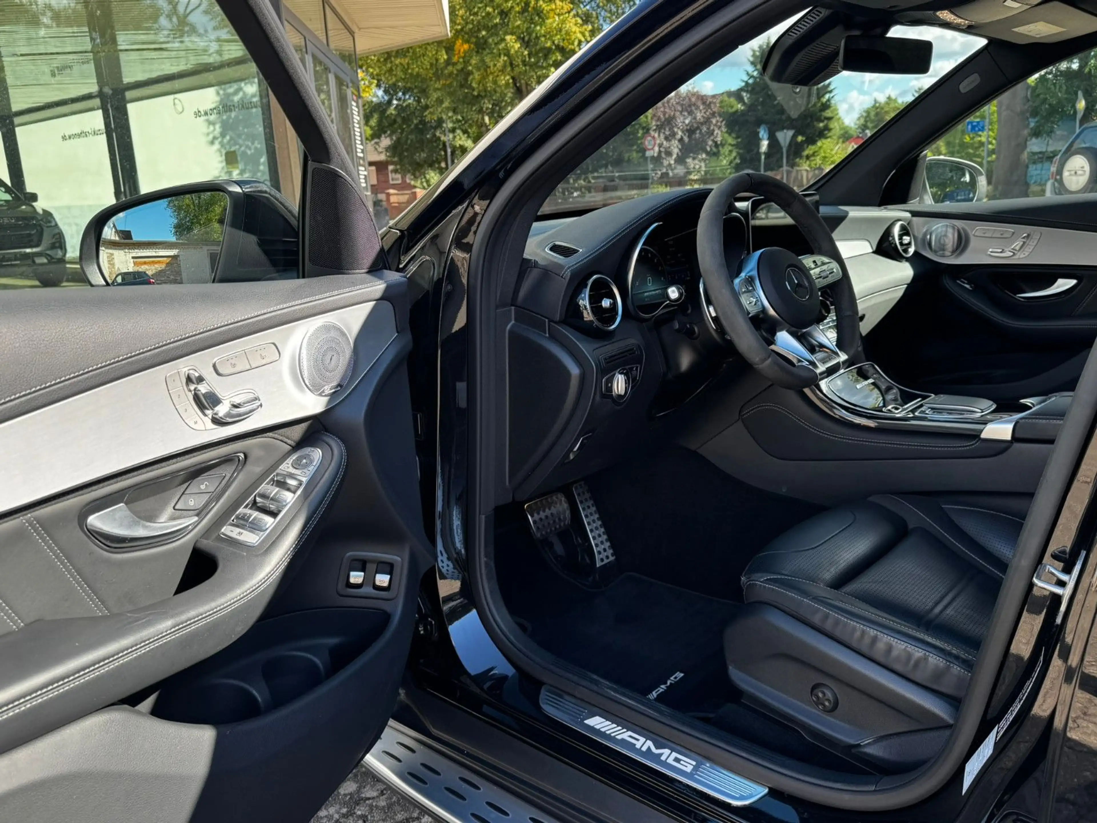 Mercedes-Benz GLC 63 AMG 4Matic — photo 9