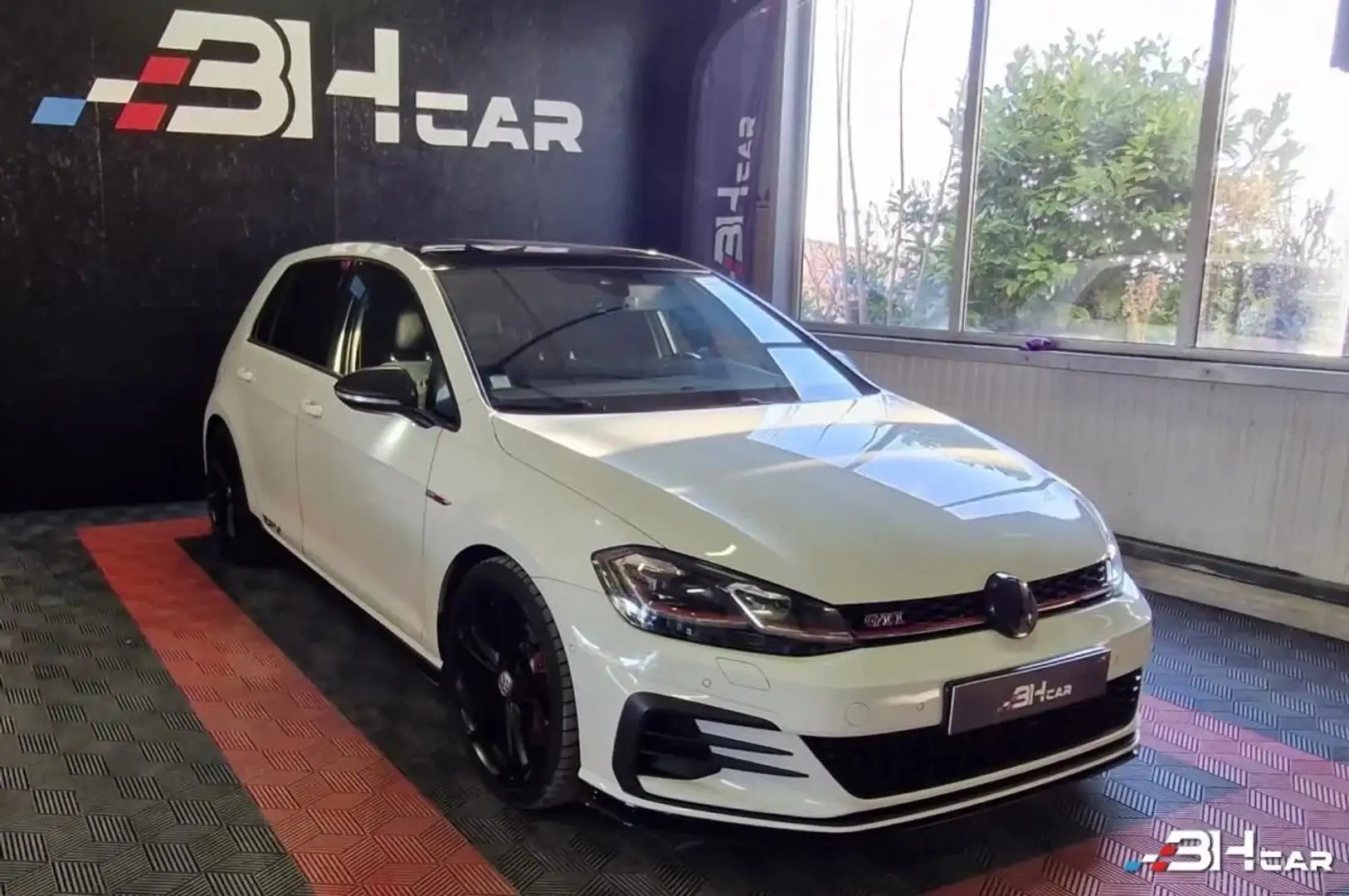 Volkswagen Golf 2.0 TSI 290 GTI TCR DSG BVA Weiß - 1