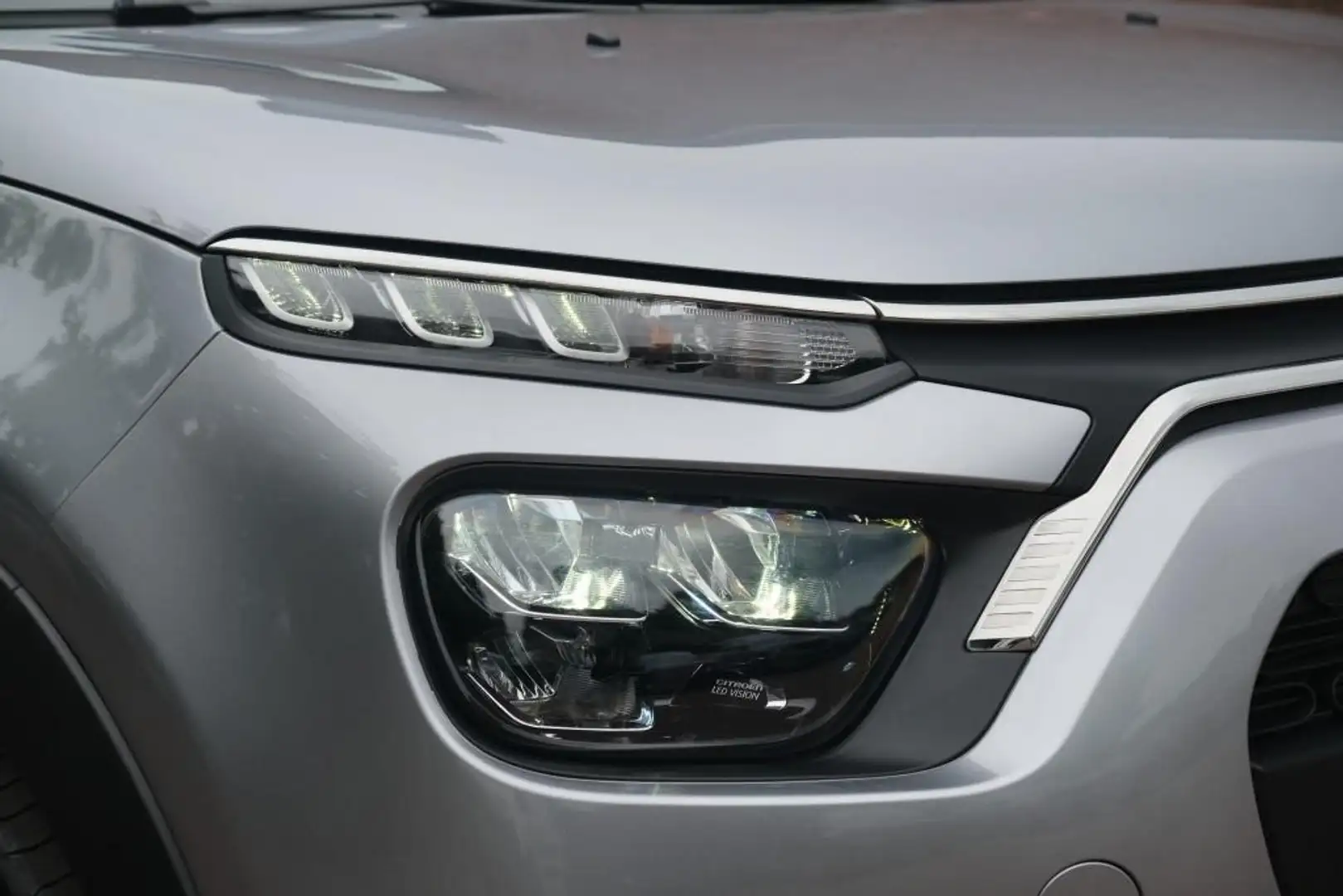 Citroen C3 1.2 PureTech 110pk Max | App Connect | Climate | C Grijs - 2