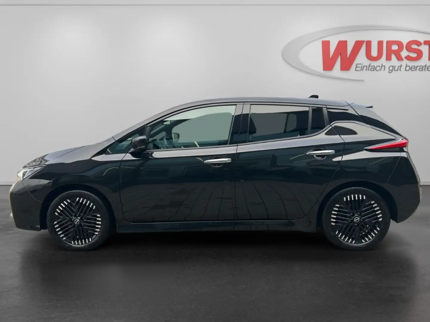 Nissan Leaf N-Connecta (ZE1) MY22 40kW Schwarz - 2