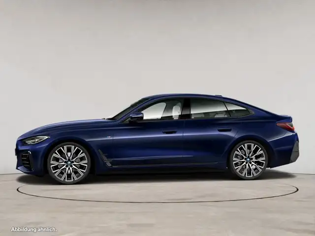 BMW I4 view 5