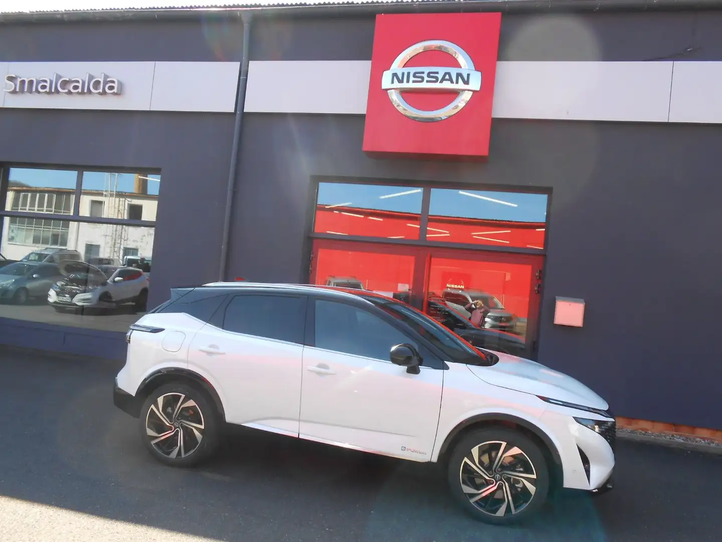 Nissan Qashqai Tekna+ e-Power*PANO*LEDER*BOSE*WINTER PA Weiß - 2