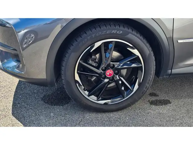DS Automobiles DS 7 Crossback view 22