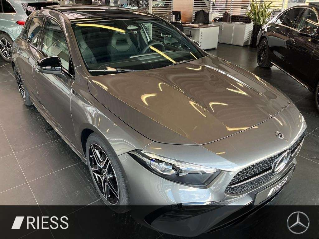 Mercedes-Benz A 220
