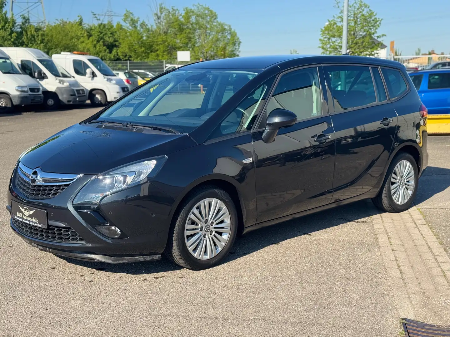 Opel Zafira Tourer Edition Negro - 1