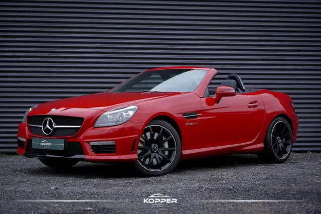 Mercedes-Benz SLK 55 AMG / Opal Red / Performance Package / Pano