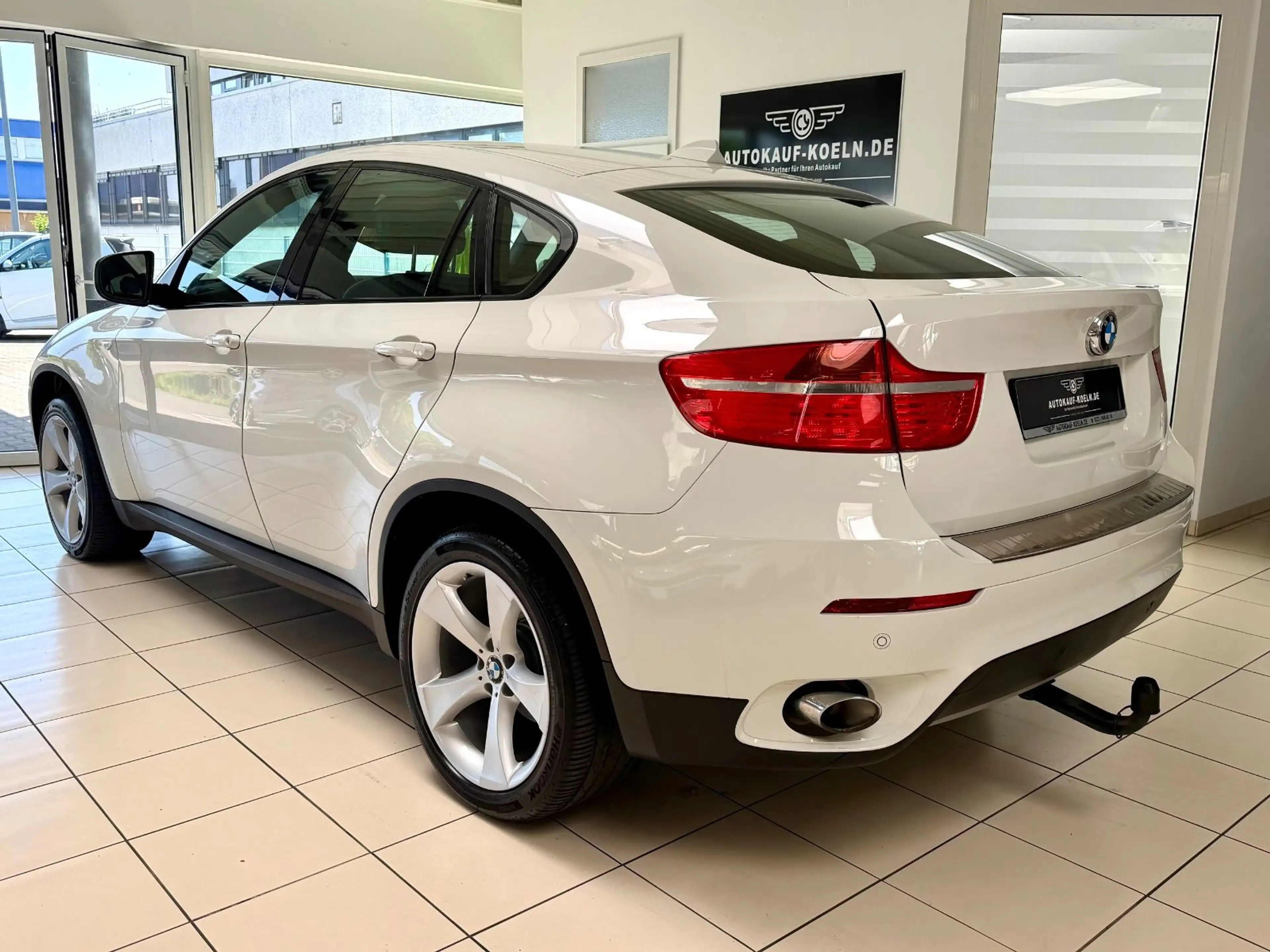 BMW X6 xDrive30d/Schiebedach/Leder/Navi/Alus — photo 3